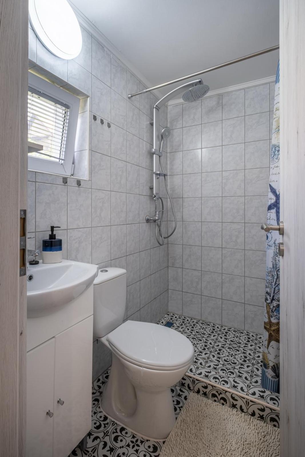 Szuerke Vendeghaz Balatonkenesen Apartment Exterior foto